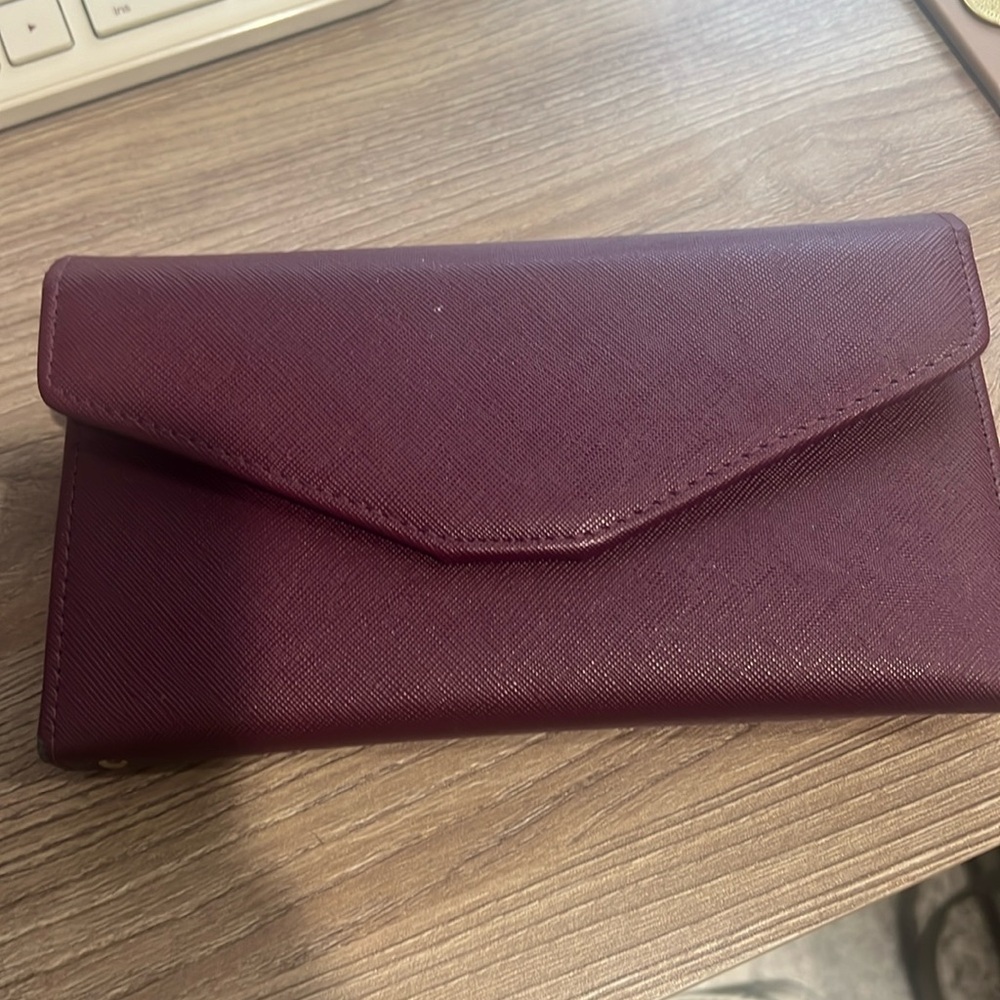 Travel wallet - Picture 1 of 4